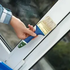 Czym malować okna, aby uniknąć błędów i uzyskać idealne wykończenie?
